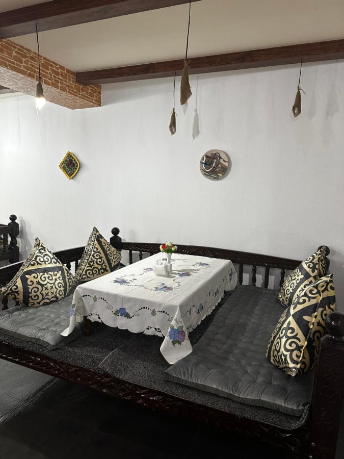 Temurkhan Hotel Tasjkent Exteriör bild