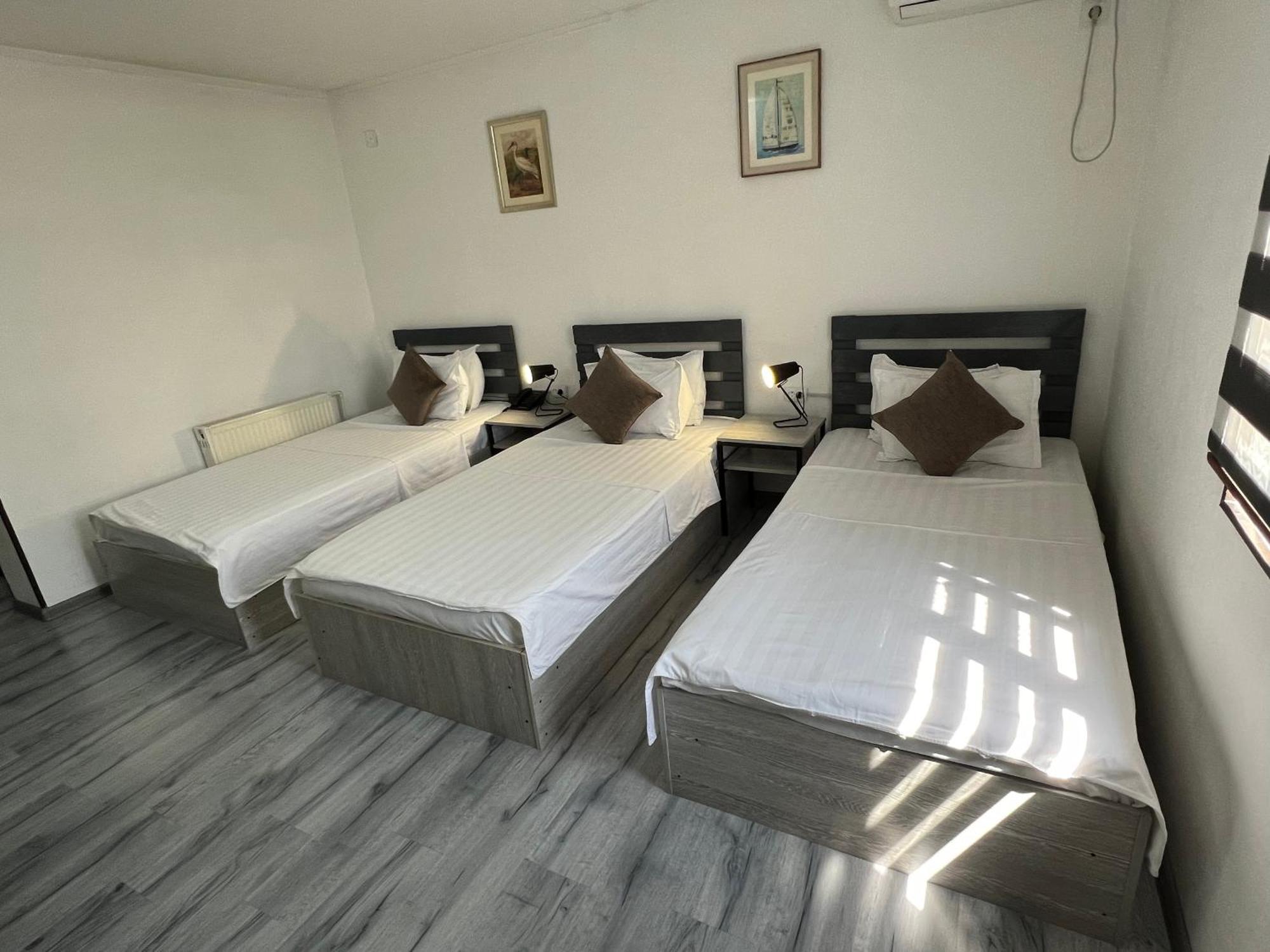 Temurkhan Hotel Tasjkent Exteriör bild